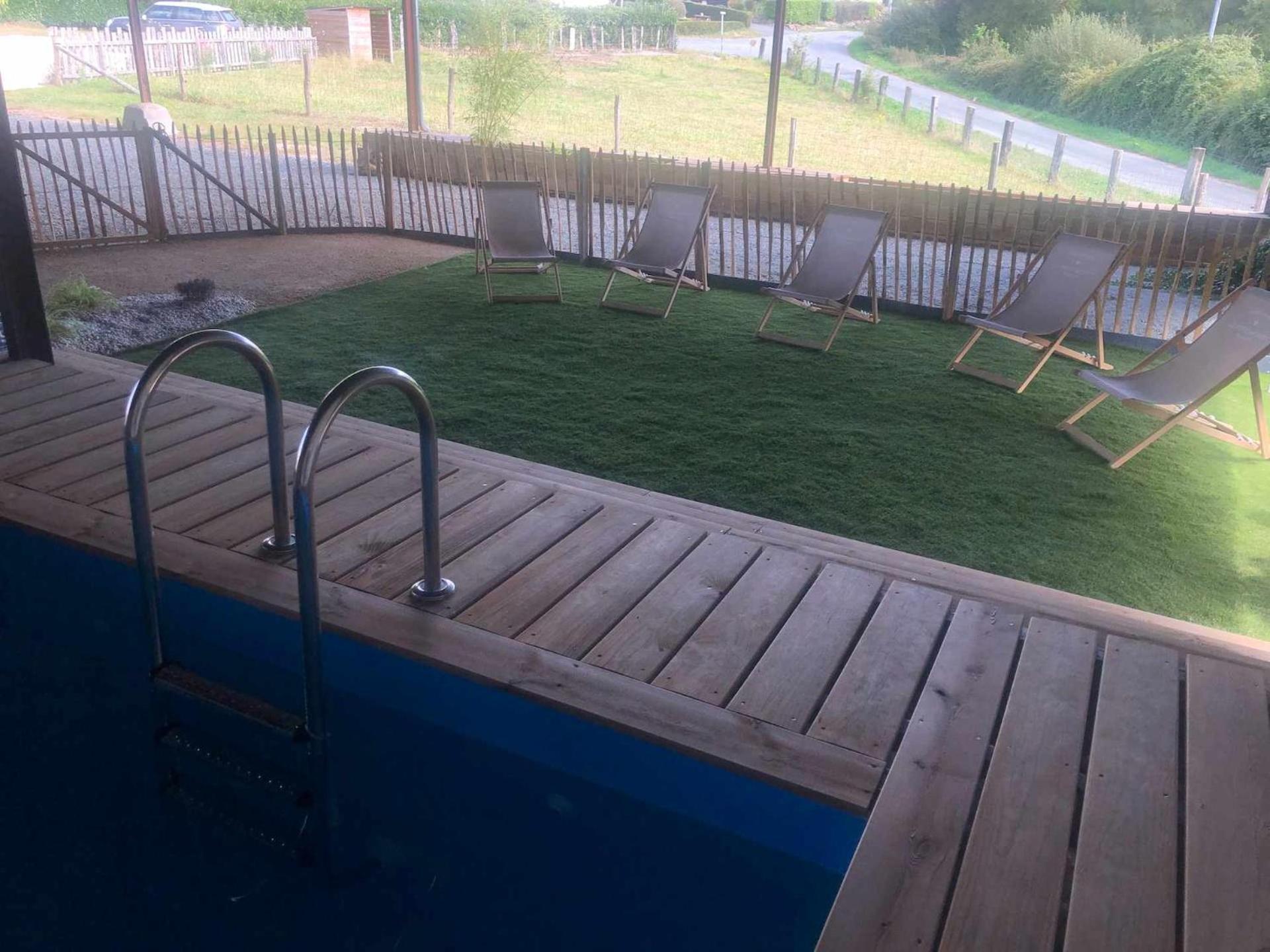 Le Petit Monty Gite Cote Etang Saint-Malo-du-Bois Eksteriør bilde