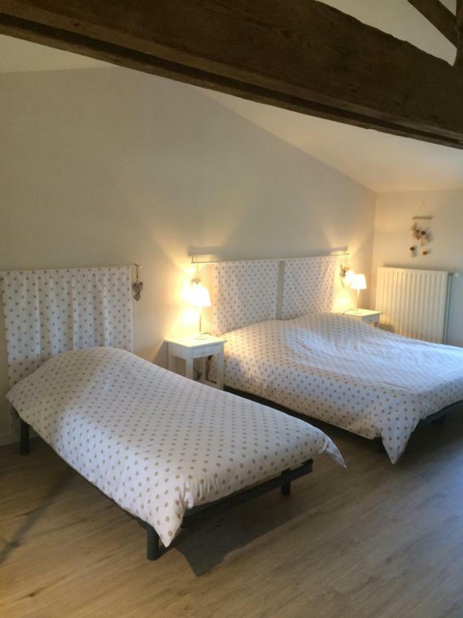 Le Petit Monty Gite Cote Etang Saint-Malo-du-Bois Eksteriør bilde
